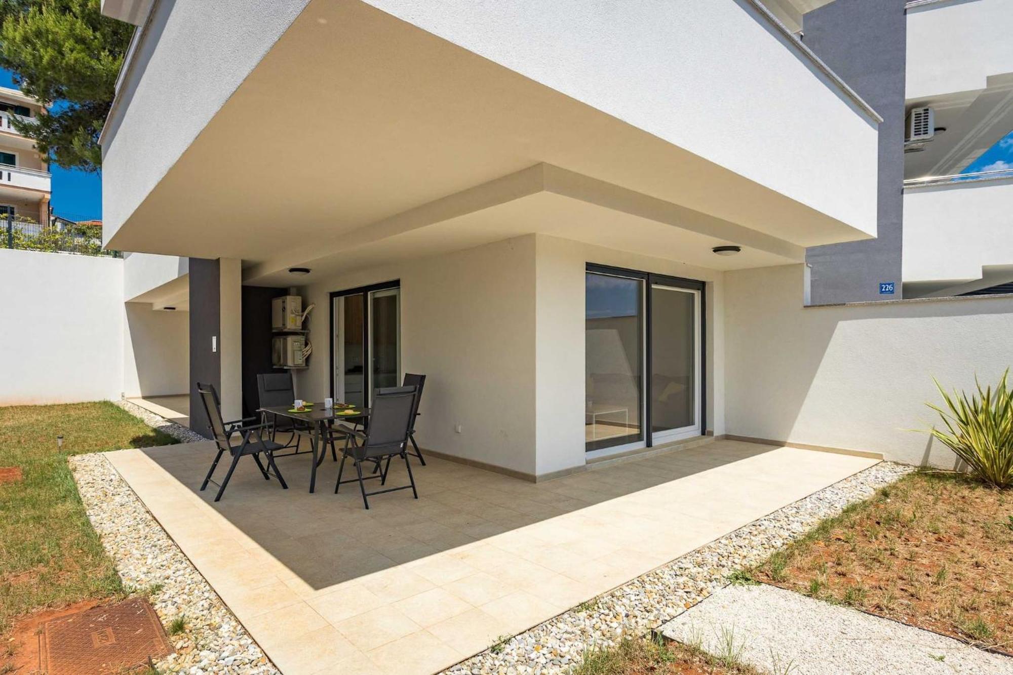 פרמנטורה Apartments At Villa Frida מראה חיצוני תמונה