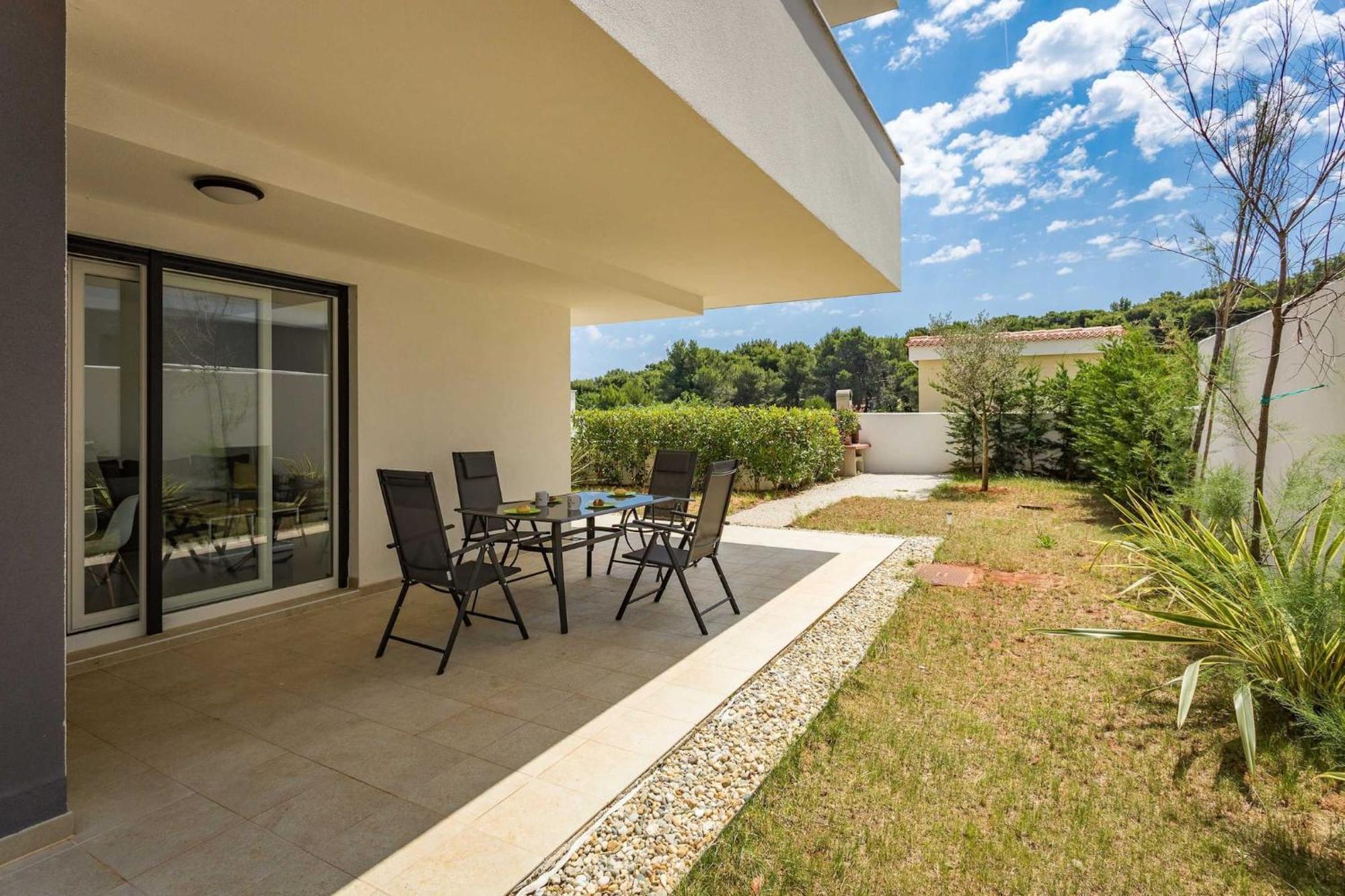 פרמנטורה Apartments At Villa Frida מראה חיצוני תמונה