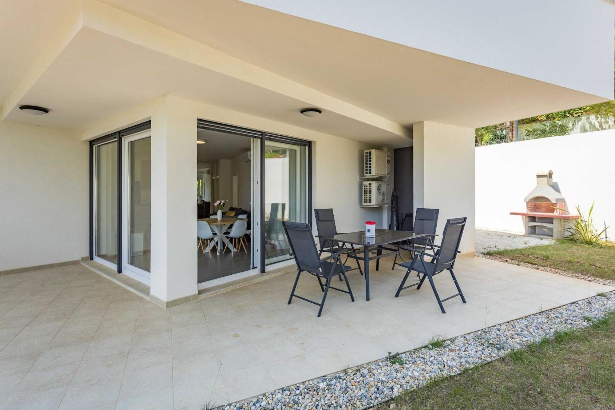 פרמנטורה Apartments At Villa Frida מראה חיצוני תמונה