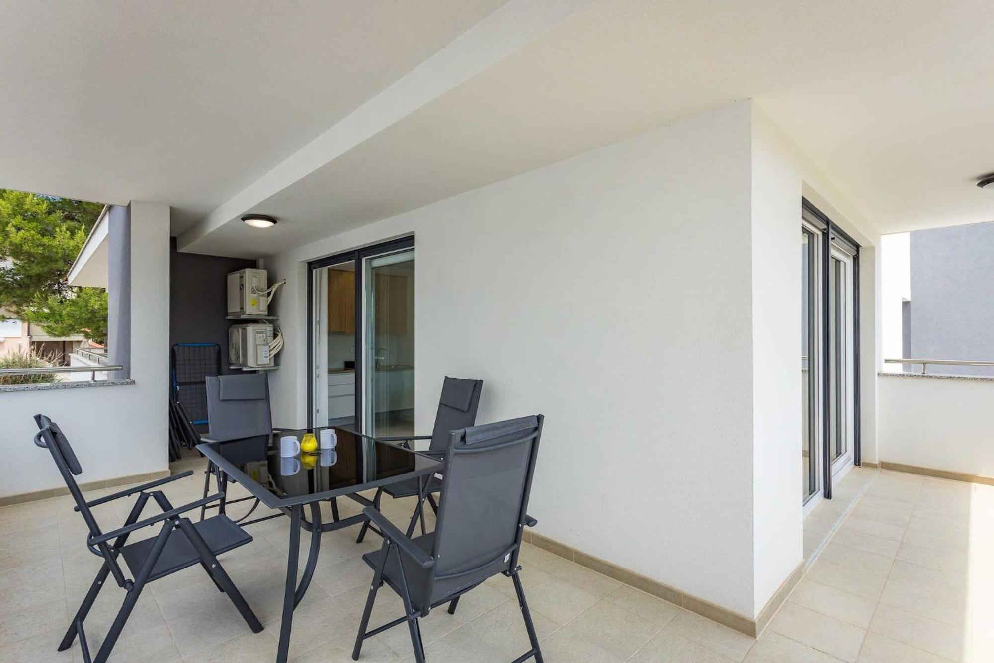 פרמנטורה Apartments At Villa Frida מראה חיצוני תמונה