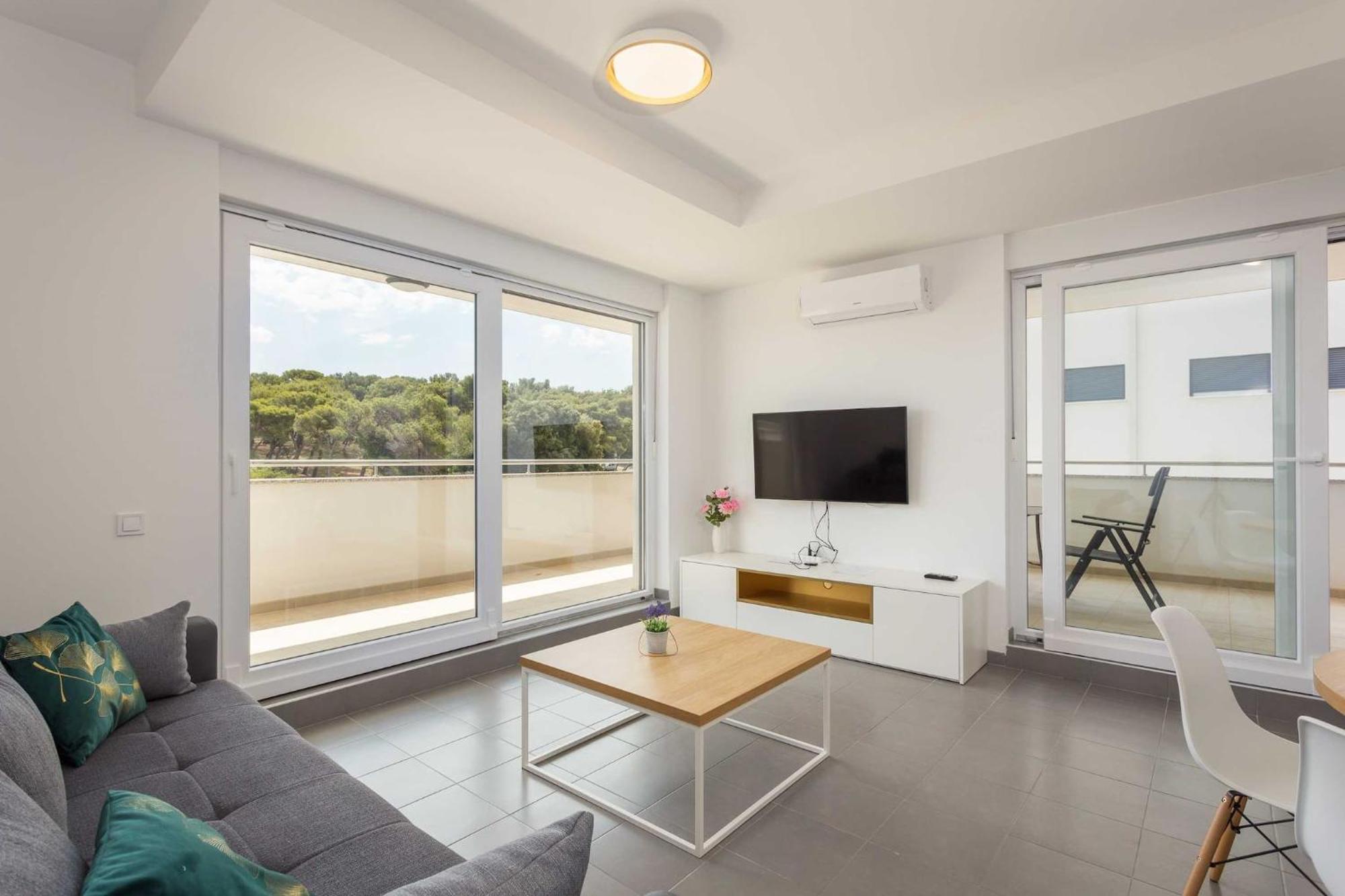 פרמנטורה Apartments At Villa Frida מראה חיצוני תמונה