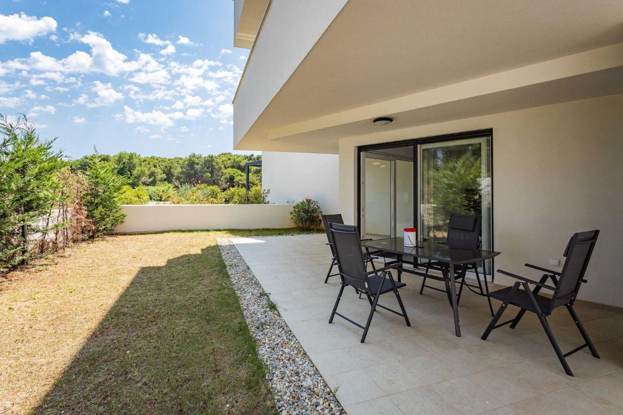 פרמנטורה Apartments At Villa Frida מראה חיצוני תמונה